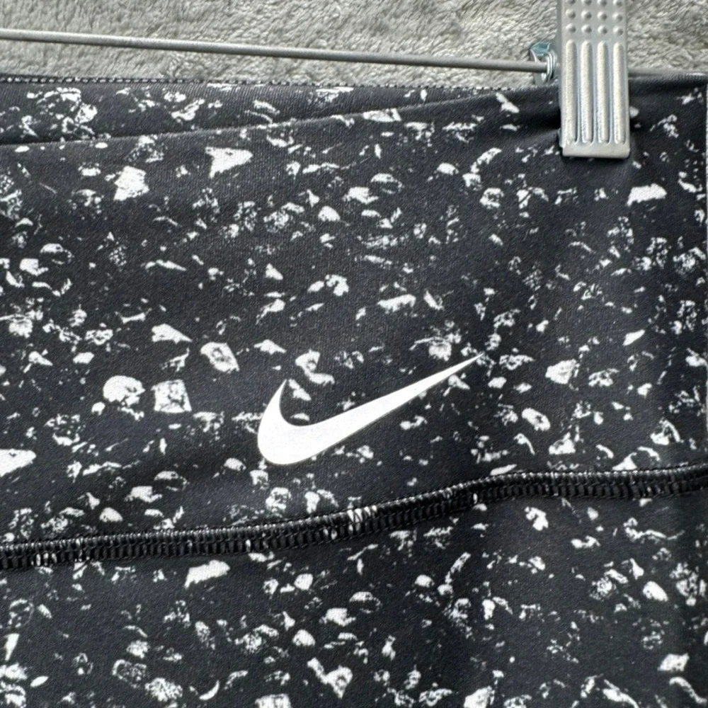 Nike Dri-FIT One Legend Pants Womens Medium Black White Speckled Leggings